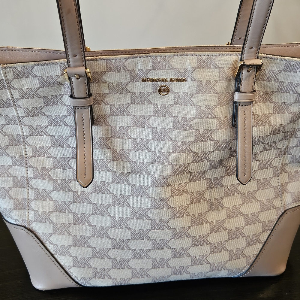 Michael Kors Pink and Cream Tote Bag - Picture 7 of 7